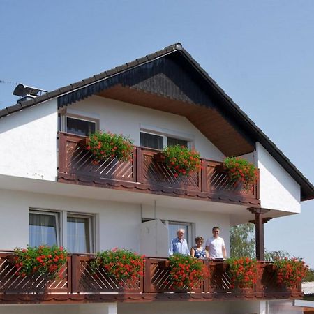 Gaestehaus Brunner Egglfing Экстерьер фото